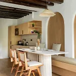 Refurbished - 2br 6p - Chatelet Apartament